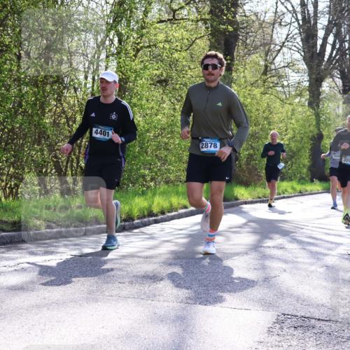 12.04.2026 - 45. Internationalen Wilhelmsburger Insellauf Yannick Fuchs http://msf.ph/oto/9481883 12.04.2026 10:30:03 Laufen 4401, 2878, 568, 3090 meine-sportfotos.de