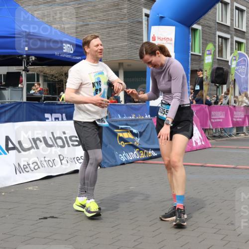 12.04.2026 - 45. Internationalen Wilhelmsburger Insellauf Strokosch-Dieckow http://msf.ph/oto/9481921 12.04.2026 13:24:43 Ziel 4567 meine-sportfotos.de