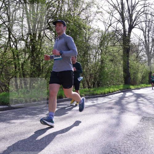12.04.2026 - 45. Internationalen Wilhelmsburger Insellauf Yannick Fuchs http://msf.ph/oto/9481930 12.04.2026 10:30:07 Laufen 5600, 527 meine-sportfotos.de