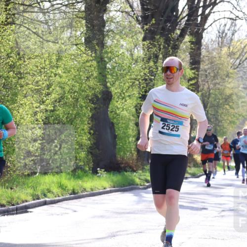 12.04.2026 - 45. Internationalen Wilhelmsburger Insellauf Yannick Fuchs http://msf.ph/oto/9481940 12.04.2026 10:30:10 Laufen 3534, 2525 meine-sportfotos.de