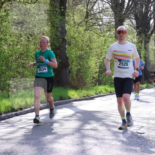 12.04.2026 - 45. Internationalen Wilhelmsburger Insellauf Yannick Fuchs http://msf.ph/oto/9481957 12.04.2026 10:30:11 Laufen 3534, 2525 meine-sportfotos.de