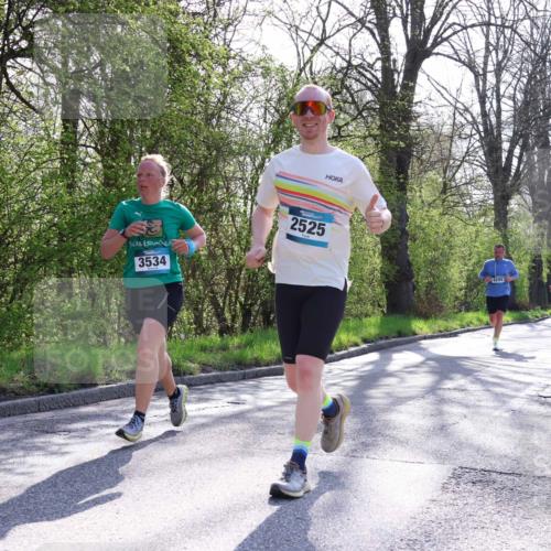 12.04.2026 - 45. Internationalen Wilhelmsburger Insellauf Yannick Fuchs http://msf.ph/oto/9481983 12.04.2026 10:30:13 Laufen 3534, 2525, 4295 meine-sportfotos.de