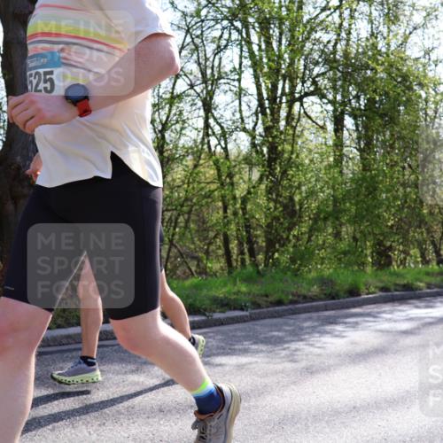 12.04.2026 - 45. Internationalen Wilhelmsburger Insellauf Yannick Fuchs http://msf.ph/oto/9481996 12.04.2026 10:30:13 Laufen 25 meine-sportfotos.de