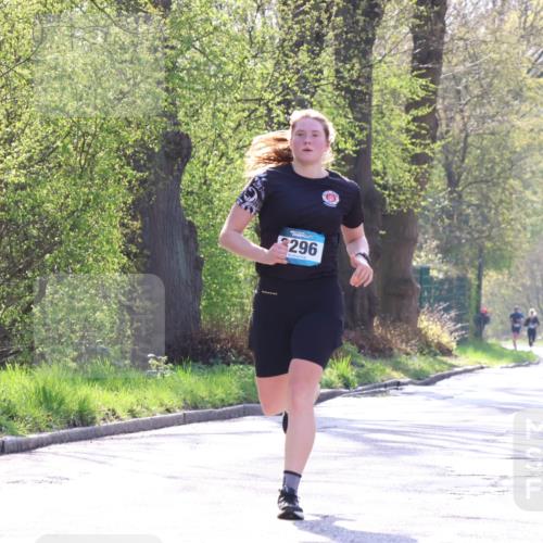 12.04.2026 - 45. Internationalen Wilhelmsburger Insellauf Yannick Fuchs http://msf.ph/oto/9482008 12.04.2026 10:22:28 Laufen 3296, 5821 meine-sportfotos.de