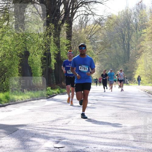 12.04.2026 - 45. Internationalen Wilhelmsburger Insellauf Yannick Fuchs http://msf.ph/oto/9482106 12.04.2026 10:22:38 Laufen 4791, 582 meine-sportfotos.de