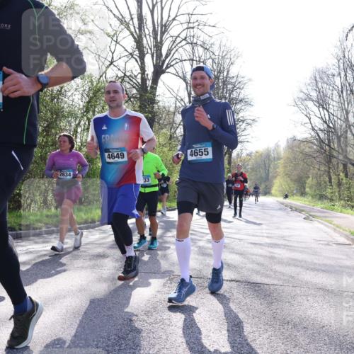 12.04.2026 - 45. Internationalen Wilhelmsburger Insellauf Yannick Fuchs http://msf.ph/oto/9482107 12.04.2026 10:30:22 Laufen 4043, 4646, 2634, 4649, 33, 4655 meine-sportfotos.de