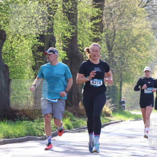12.04.2026 - 45. Internationalen Wilhelmsburger Insellauf Yannick Fuchs http://msf.ph/oto/9482182 12.04.2026 10:22:46 Laufen 4378, 2504, 3983, 3323 meine-sportfotos.de