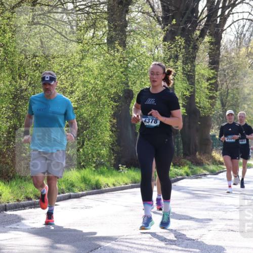12.04.2026 - 45. Internationalen Wilhelmsburger Insellauf Yannick Fuchs http://msf.ph/oto/9482215 12.04.2026 10:22:49 Laufen 4378, 250, 6983, 3323 meine-sportfotos.de