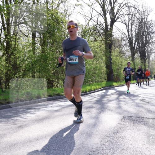 12.04.2026 - 45. Internationalen Wilhelmsburger Insellauf Yannick Fuchs http://msf.ph/oto/9482263 12.04.2026 10:30:34 Laufen 4667 meine-sportfotos.de