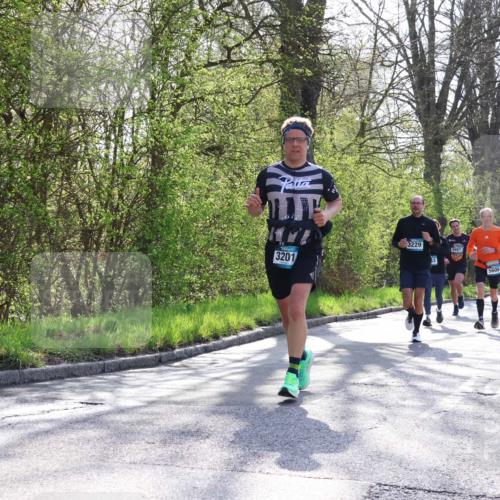 12.04.2026 - 45. Internationalen Wilhelmsburger Insellauf Yannick Fuchs http://msf.ph/oto/9482276 12.04.2026 10:30:36 Laufen 3229, 3201, 3987, 5606 meine-sportfotos.de