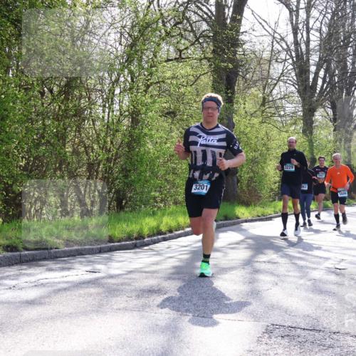 12.04.2026 - 45. Internationalen Wilhelmsburger Insellauf Yannick Fuchs http://msf.ph/oto/9482279 12.04.2026 10:30:36 Laufen 3201, 3229, 963, 3987, 5606 meine-sportfotos.de