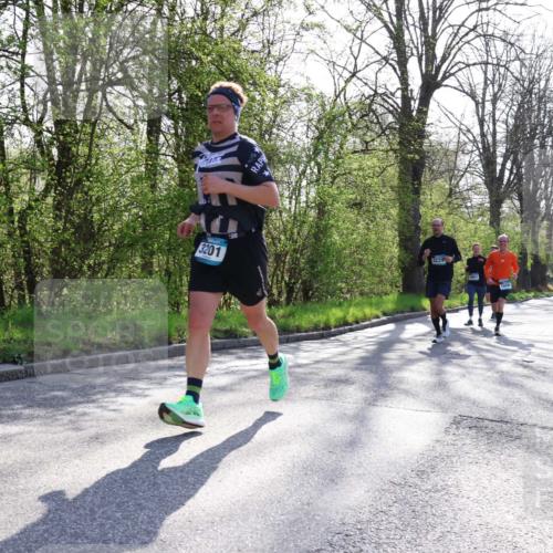 12.04.2026 - 45. Internationalen Wilhelmsburger Insellauf Yannick Fuchs http://msf.ph/oto/9482295 12.04.2026 10:30:37 Laufen 3201, 3229 meine-sportfotos.de