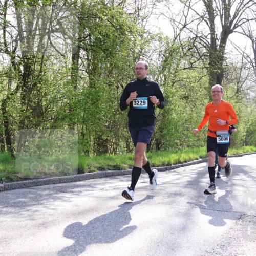 12.04.2026 - 45. Internationalen Wilhelmsburger Insellauf Yannick Fuchs http://msf.ph/oto/9482312 12.04.2026 10:30:38 Laufen 3229, 5606 meine-sportfotos.de