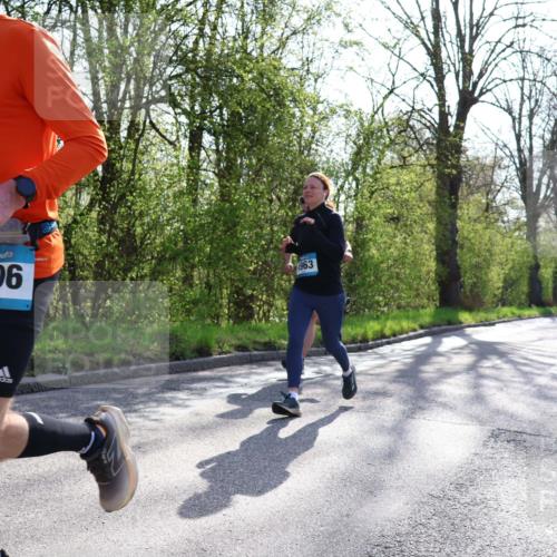 12.04.2026 - 45. Internationalen Wilhelmsburger Insellauf Yannick Fuchs http://msf.ph/oto/9482333 12.04.2026 10:30:40 Laufen 5606, 1963 meine-sportfotos.de