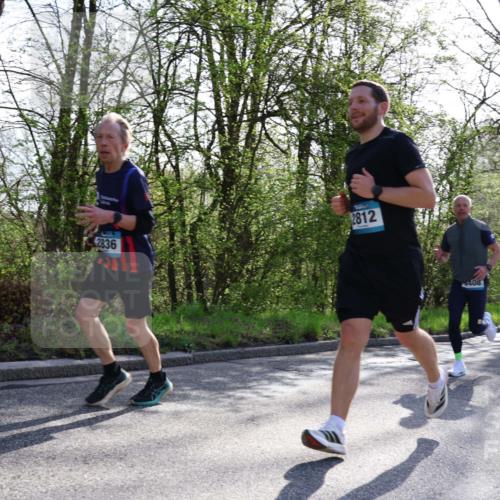 12.04.2026 - 45. Internationalen Wilhelmsburger Insellauf Yannick Fuchs http://msf.ph/oto/9482523 12.04.2026 10:30:56 Laufen 2836, 2812, 408 meine-sportfotos.de