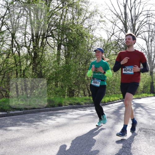 12.04.2026 - 45. Internationalen Wilhelmsburger Insellauf Yannick Fuchs http://msf.ph/oto/9482565 12.04.2026 10:31:00 Laufen 4042, 3991 meine-sportfotos.de
