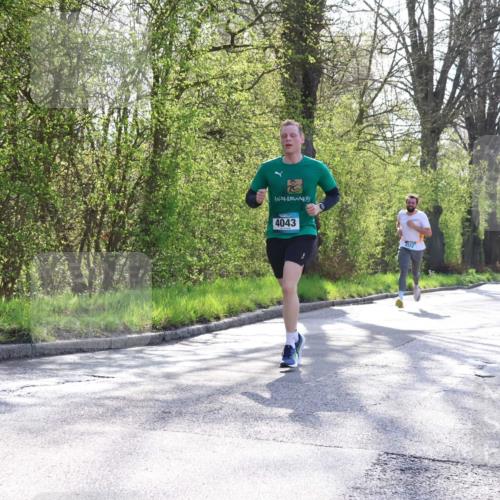 12.04.2026 - 45. Internationalen Wilhelmsburger Insellauf Yannick Fuchs http://msf.ph/oto/9482607 12.04.2026 10:23:20 Laufen 4043, 4127 meine-sportfotos.de