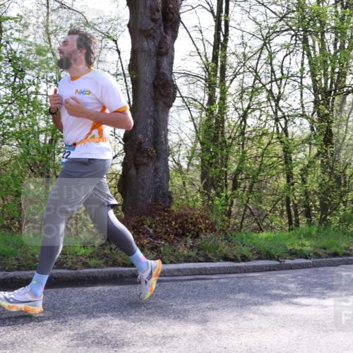 12.04.2026 - 45. Internationalen Wilhelmsburger Insellauf Yannick Fuchs http://msf.ph/oto/9482660 12.04.2026 10:23:25 Laufen  meine-sportfotos.de