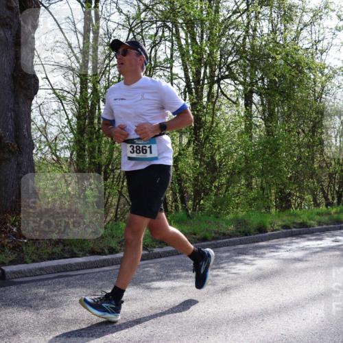 12.04.2026 - 45. Internationalen Wilhelmsburger Insellauf Yannick Fuchs http://msf.ph/oto/9482748 12.04.2026 10:31:15 Laufen 3861 meine-sportfotos.de