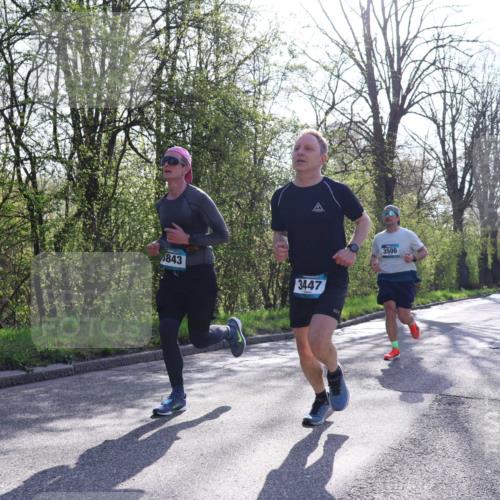 12.04.2026 - 45. Internationalen Wilhelmsburger Insellauf Yannick Fuchs http://msf.ph/oto/9482760 12.04.2026 10:23:40 Laufen 843, 3447, 3506 meine-sportfotos.de