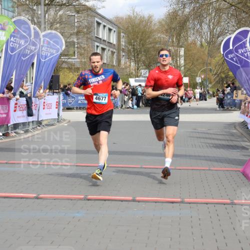 12.04.2026 - 45. Internationalen Wilhelmsburger Insellauf Strokosch-Dieckow http://msf.ph/oto/9482764 12.04.2026 12:49:00 Ziel 4677, 4240 meine-sportfotos.de