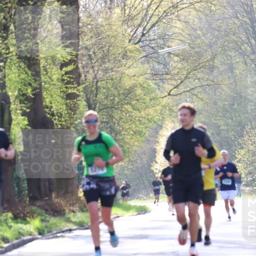 12.04.2026 - 45. Internationalen Wilhelmsburger Insellauf Yannick Fuchs http://msf.ph/oto/9482765 12.04.2026 10:31:18 Laufen  meine-sportfotos.de