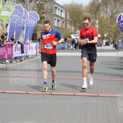 12.04.2026 - 45. Internationalen Wilhelmsburger Insellauf Strokosch-Dieckow http://msf.ph/oto/9482810 12.04.2026 12:49:00 Ziel 4677, 4240 meine-sportfotos.de