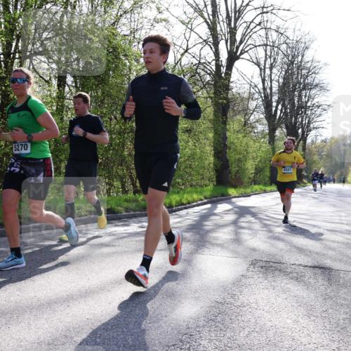 12.04.2026 - 45. Internationalen Wilhelmsburger Insellauf Yannick Fuchs http://msf.ph/oto/9482821 12.04.2026 10:31:25 Laufen 5270, 4501 meine-sportfotos.de