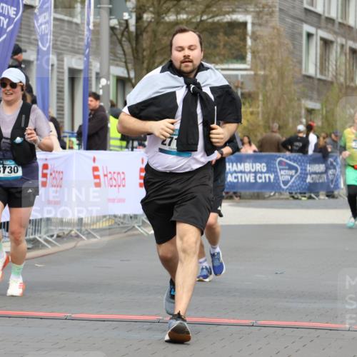 12.04.2026 - 45. Internationalen Wilhelmsburger Insellauf Strokosch-Dieckow http://msf.ph/oto/9482928 12.04.2026 13:23:59 Ziel 3814, 2716, 3730, 3353 meine-sportfotos.de
