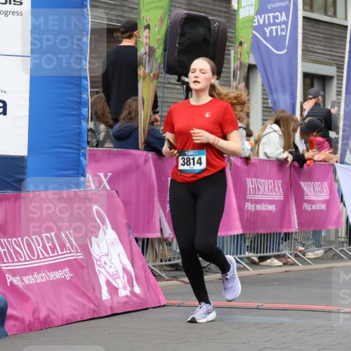 12.04.2026 - 45. Internationalen Wilhelmsburger Insellauf Strokosch-Dieckow http://msf.ph/oto/9482961 12.04.2026 13:23:57 Ziel 3471, 3814, 2716, 3730, 3353 meine-sportfotos.de