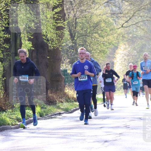 12.04.2026 - 45. Internationalen Wilhelmsburger Insellauf Yannick Fuchs http://msf.ph/oto/9482977 12.04.2026 10:31:39 Laufen 2065, 5442, 2724, 2869, 4483 meine-sportfotos.de