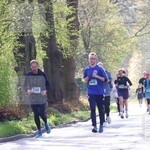12.04.2026 - 45. Internationalen Wilhelmsburger Insellauf Yannick Fuchs http://msf.ph/oto/9482981 12.04.2026 10:31:40 Laufen 2065, 5442, 2724, 2869, 4483, 5654 meine-sportfotos.de