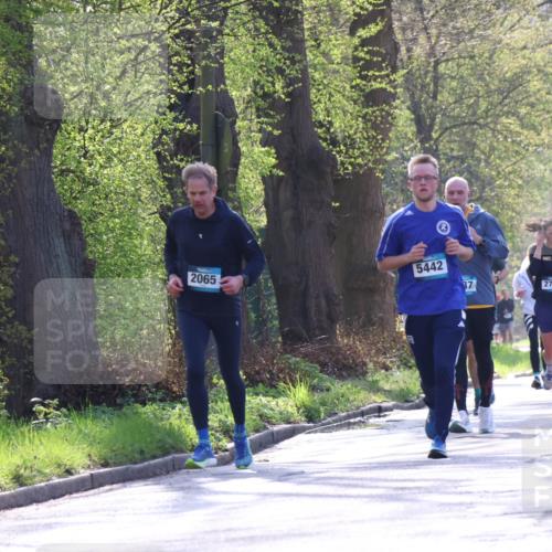 12.04.2026 - 45. Internationalen Wilhelmsburger Insellauf Yannick Fuchs http://msf.ph/oto/9482988 12.04.2026 10:31:40 Laufen 2065, 5442, 37, 2724, 2869 meine-sportfotos.de