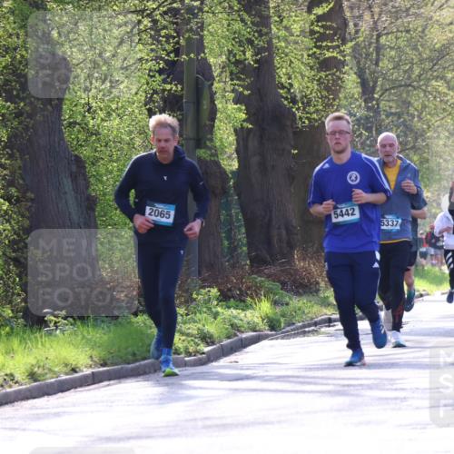 12.04.2026 - 45. Internationalen Wilhelmsburger Insellauf Yannick Fuchs http://msf.ph/oto/9482995 12.04.2026 10:31:41 Laufen 2065, 5442, 5337, 2724, 2869 meine-sportfotos.de