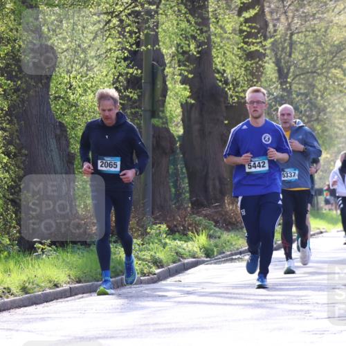 12.04.2026 - 45. Internationalen Wilhelmsburger Insellauf Yannick Fuchs http://msf.ph/oto/9483001 12.04.2026 10:31:41 Laufen 2065, 5442, 5337, 724, 22, 2869 meine-sportfotos.de