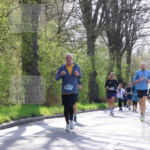 12.04.2026 - 45. Internationalen Wilhelmsburger Insellauf Yannick Fuchs http://msf.ph/oto/9483102 12.04.2026 10:31:50 Laufen 4483, 5337, 2724, 5654, 2252, 2869 meine-sportfotos.de