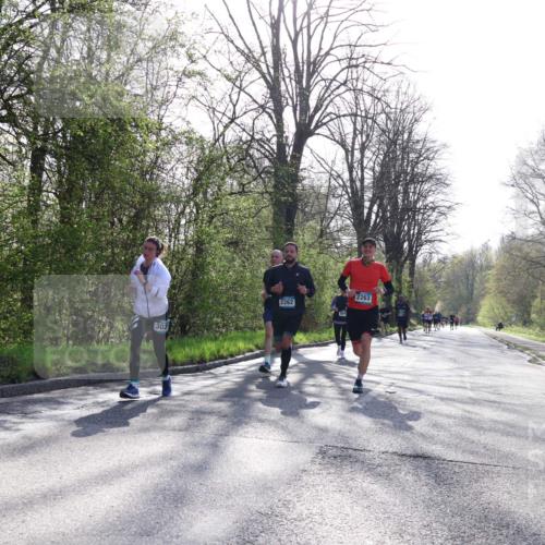 12.04.2026 - 45. Internationalen Wilhelmsburger Insellauf Yannick Fuchs http://msf.ph/oto/9483192 12.04.2026 10:31:57 Laufen 302, 2262, 2263 meine-sportfotos.de