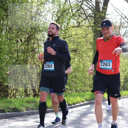 12.04.2026 - 45. Internationalen Wilhelmsburger Insellauf Yannick Fuchs http://msf.ph/oto/9483206 12.04.2026 10:31:58 Laufen 2262, 2263, 1440 meine-sportfotos.de