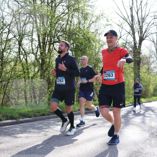 12.04.2026 - 45. Internationalen Wilhelmsburger Insellauf Yannick Fuchs http://msf.ph/oto/9483214 12.04.2026 10:31:59 Laufen 2262, 2263, 5647 meine-sportfotos.de