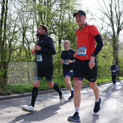 12.04.2026 - 45. Internationalen Wilhelmsburger Insellauf Yannick Fuchs http://msf.ph/oto/9483216 12.04.2026 10:31:59 Laufen 262, 2252, 2263, 5647 meine-sportfotos.de