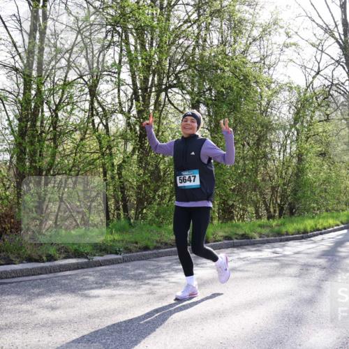 12.04.2026 - 45. Internationalen Wilhelmsburger Insellauf Yannick Fuchs http://msf.ph/oto/9483240 12.04.2026 10:32:01 Laufen 5647, 5840 meine-sportfotos.de