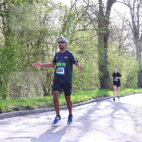 12.04.2026 - 45. Internationalen Wilhelmsburger Insellauf Yannick Fuchs http://msf.ph/oto/9483255 12.04.2026 10:32:03 Laufen 5840, 4349 meine-sportfotos.de