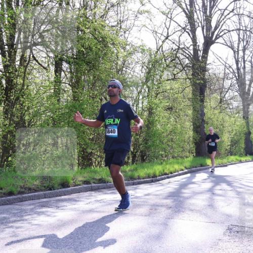 12.04.2026 - 45. Internationalen Wilhelmsburger Insellauf Yannick Fuchs http://msf.ph/oto/9483259 12.04.2026 10:32:03 Laufen 5, 5840, 4349 meine-sportfotos.de