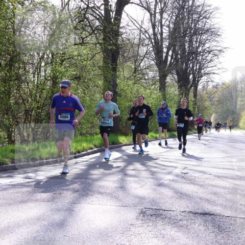 12.04.2026 - 45. Internationalen Wilhelmsburger Insellauf Yannick Fuchs http://msf.ph/oto/9483368 12.04.2026 10:32:13 Laufen 3086, 2039, 3091, 4615 meine-sportfotos.de