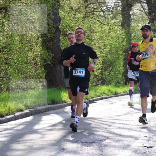 12.04.2026 - 45. Internationalen Wilhelmsburger Insellauf Yannick Fuchs http://msf.ph/oto/9483515 12.04.2026 10:32:28 Laufen 3741, 4829, 3419, 3779 meine-sportfotos.de
