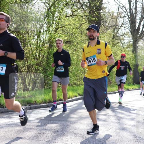 12.04.2026 - 45. Internationalen Wilhelmsburger Insellauf Yannick Fuchs http://msf.ph/oto/9483542 12.04.2026 10:32:30 Laufen 3741, 4934, 3419, 4829, 5940 meine-sportfotos.de