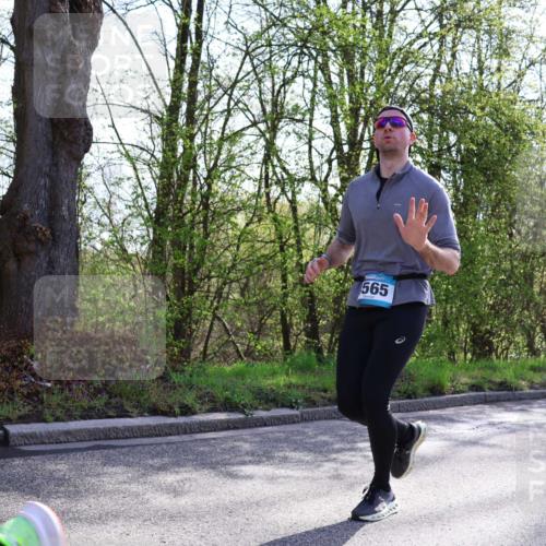 12.04.2026 - 45. Internationalen Wilhelmsburger Insellauf Yannick Fuchs http://msf.ph/oto/9483630 12.04.2026 10:32:37 Laufen 565 meine-sportfotos.de