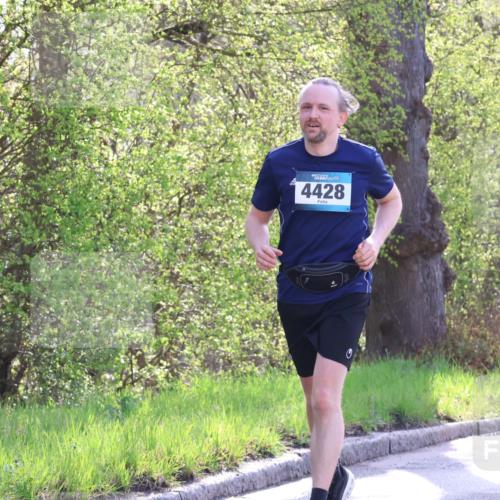 12.04.2026 - 45. Internationalen Wilhelmsburger Insellauf Yannick Fuchs http://msf.ph/oto/9483638 12.04.2026 10:32:41 Laufen 4428 meine-sportfotos.de