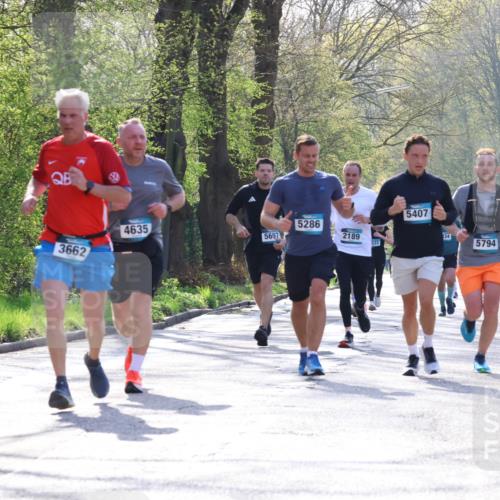 12.04.2026 - 45. Internationalen Wilhelmsburger Insellauf Yannick Fuchs http://msf.ph/oto/9483704 12.04.2026 10:32:46 Laufen 3662, 4635, 5286, 5697, 2189, 333, 5407, 34, 5794 meine-sportfotos.de