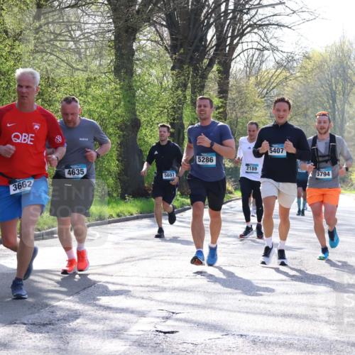 12.04.2026 - 45. Internationalen Wilhelmsburger Insellauf Yannick Fuchs http://msf.ph/oto/9483734 12.04.2026 10:32:48 Laufen 3662, 4635, 5286, 2189, 5697, 5407, 5794 meine-sportfotos.de